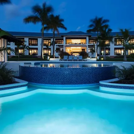 The Cliff Hotel 
